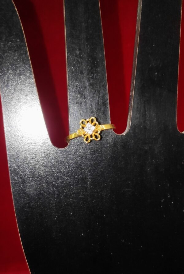 DiamondRing_18kt750_3